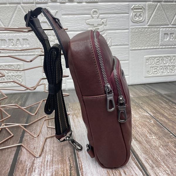 スーパーコピーブランドバッグ側面デザイン